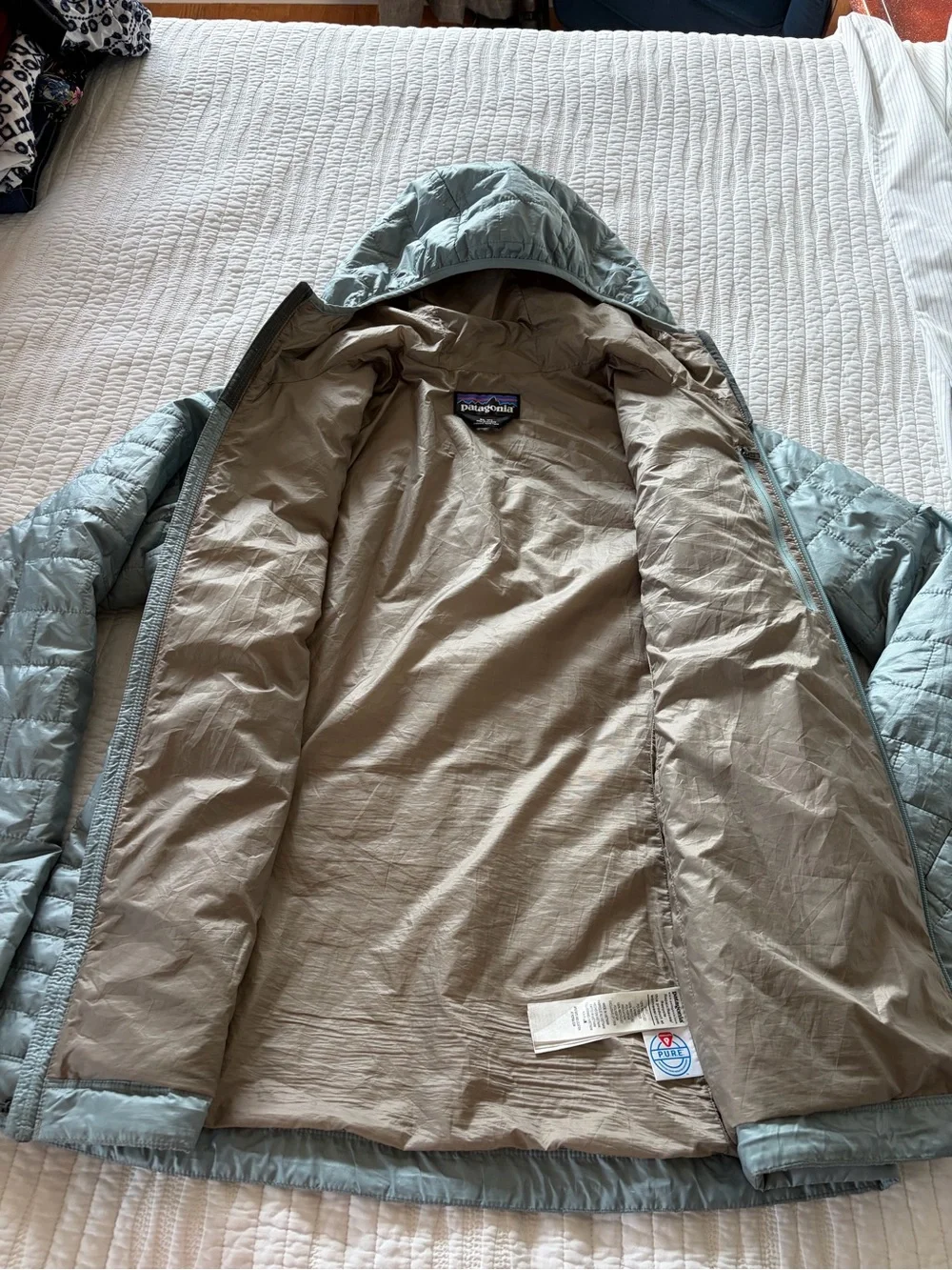 Patagonia Women’s Insulated Hooded Jacket